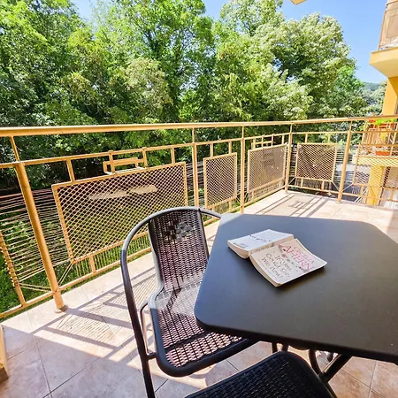 Tranquil In Golden Sands Apartment *