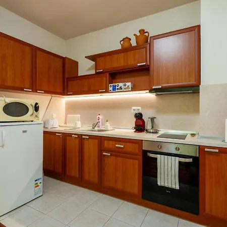 Tranquil In Golden Sands Apartment *